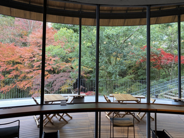 熊野神社・万葉公園